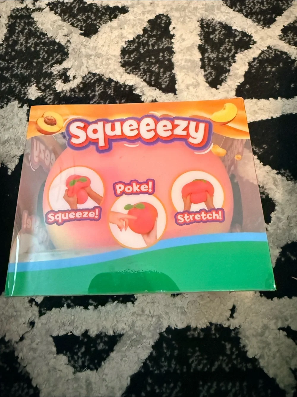 Squeeze Squeezezy Peach Stress Toy - Pink
